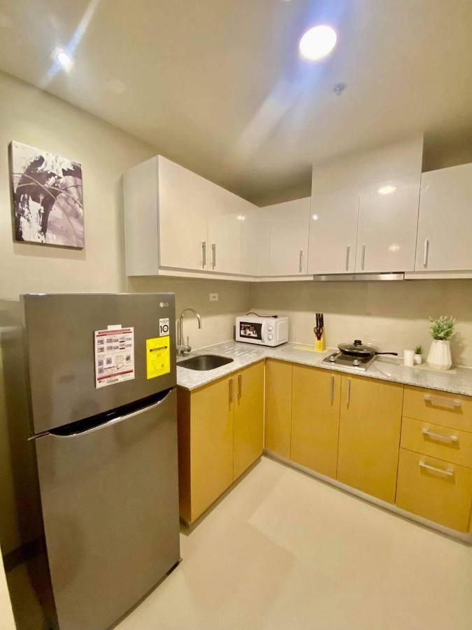 Uptown Parksuites Taguig Exterior photo